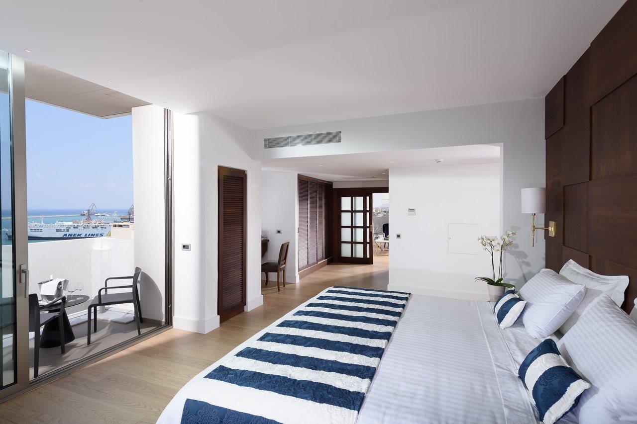 فندق أكويلا أتلانتس كاندية المظهر الخارجي الصورة A room at the hotel