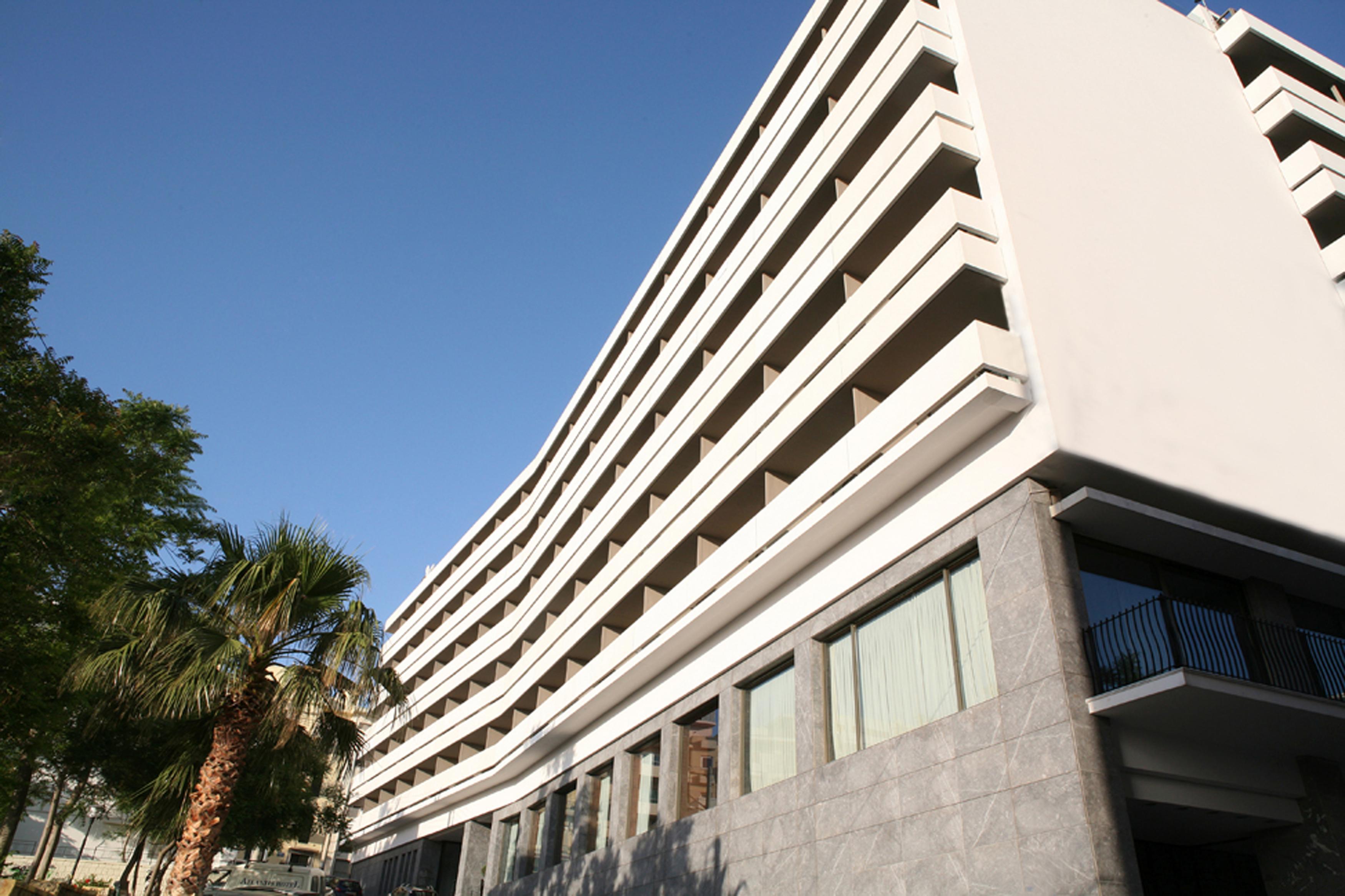 فندق أكويلا أتلانتس كاندية المظهر الخارجي الصورة The hotel in 2011
