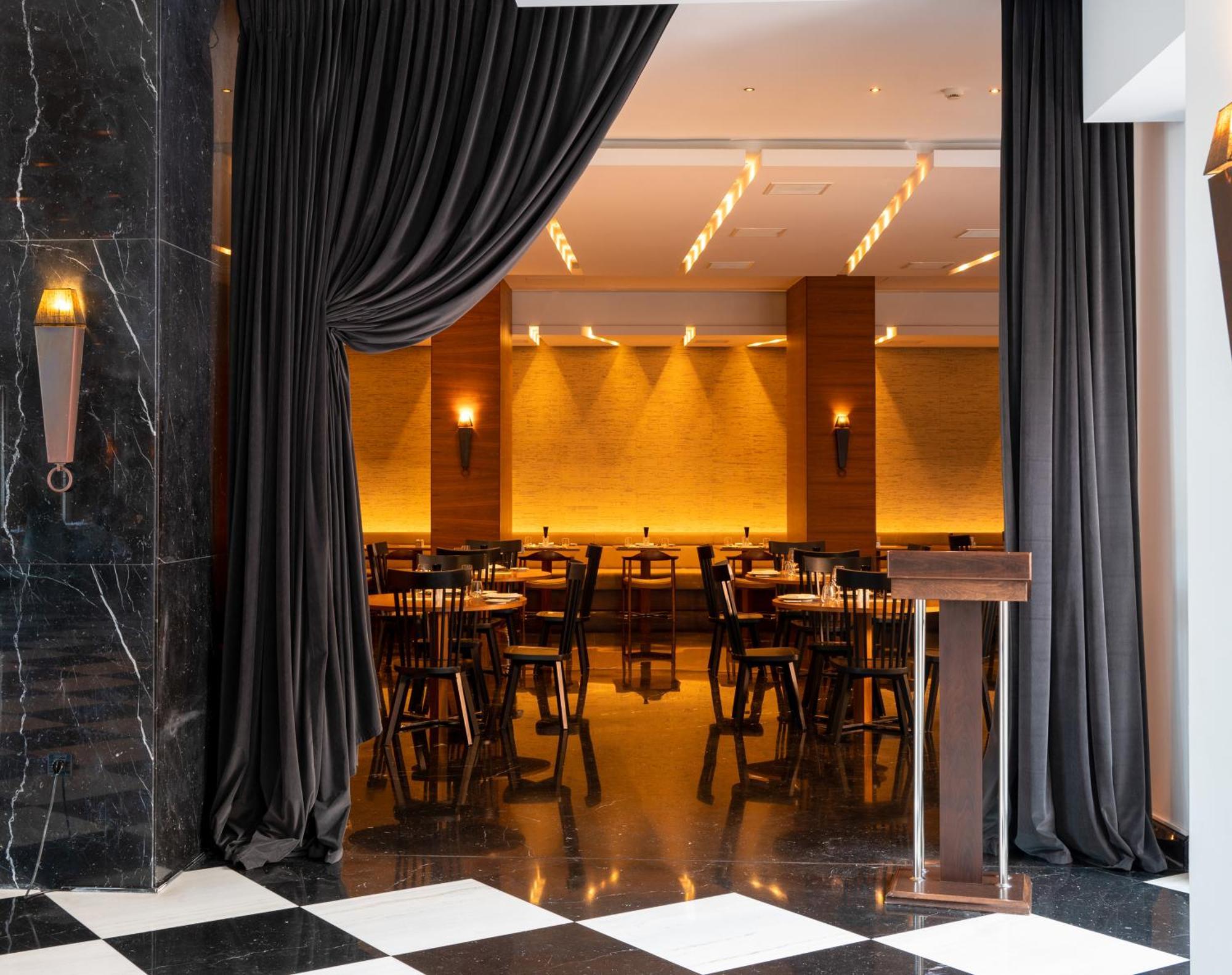 فندق أكويلا أتلانتس كاندية المظهر الخارجي الصورة Restaurant